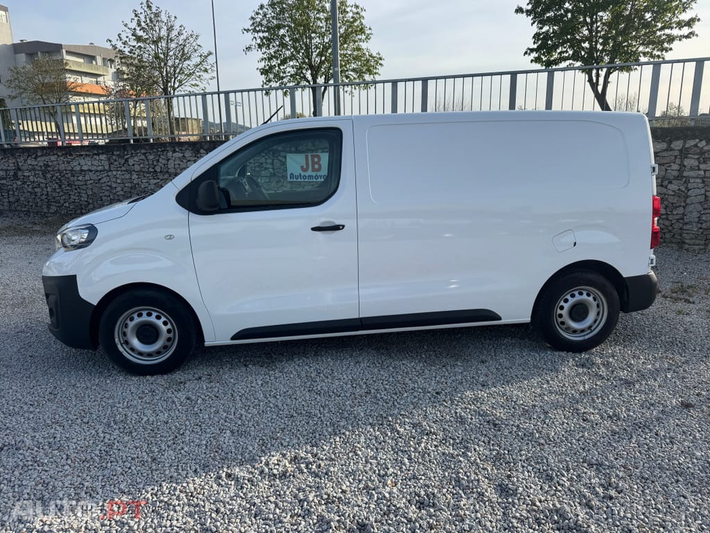 Peugeot Expert 1.5 BlueHDi L1H1
