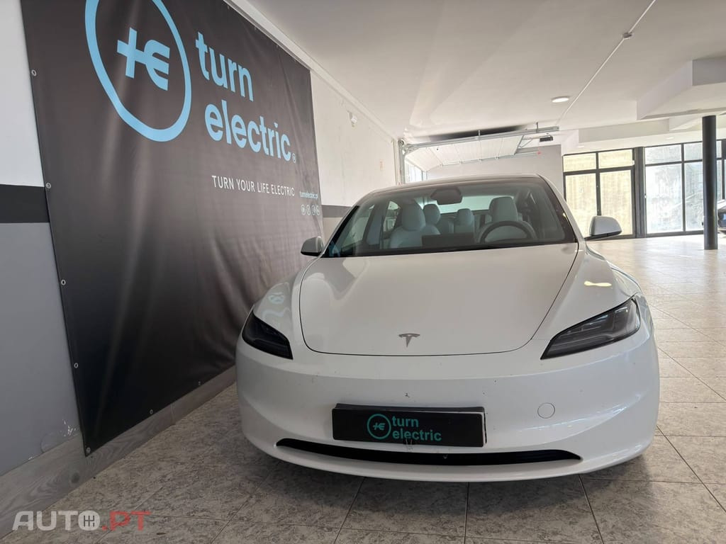 Tesla Model 3 Tração Traseira Premium