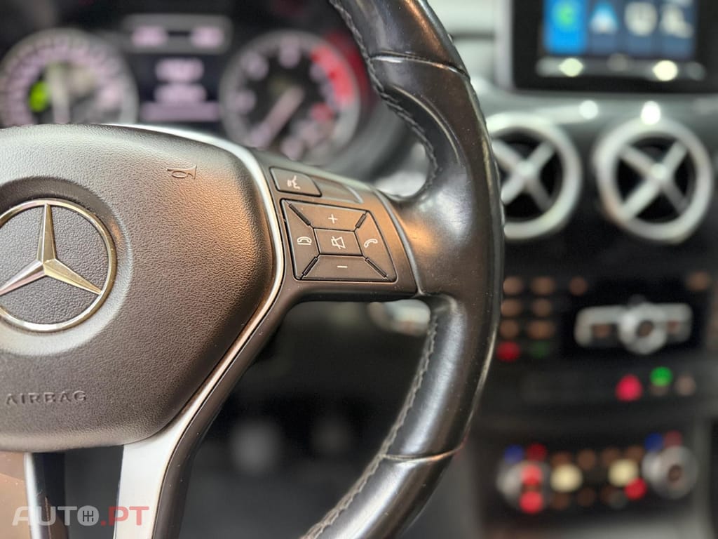 Mercedes-Benz B 180 d Progressive