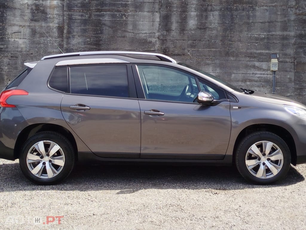 Peugeot 2008 1.6 BlueHDi Style