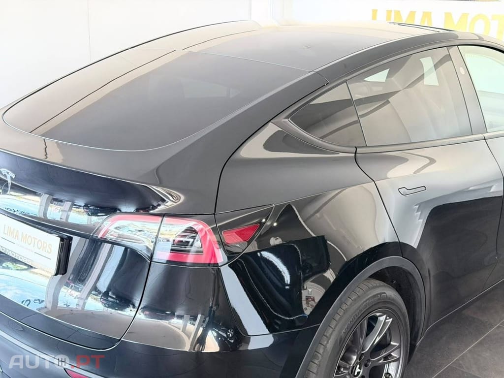 Tesla Model Y Long Range Tração Traseira