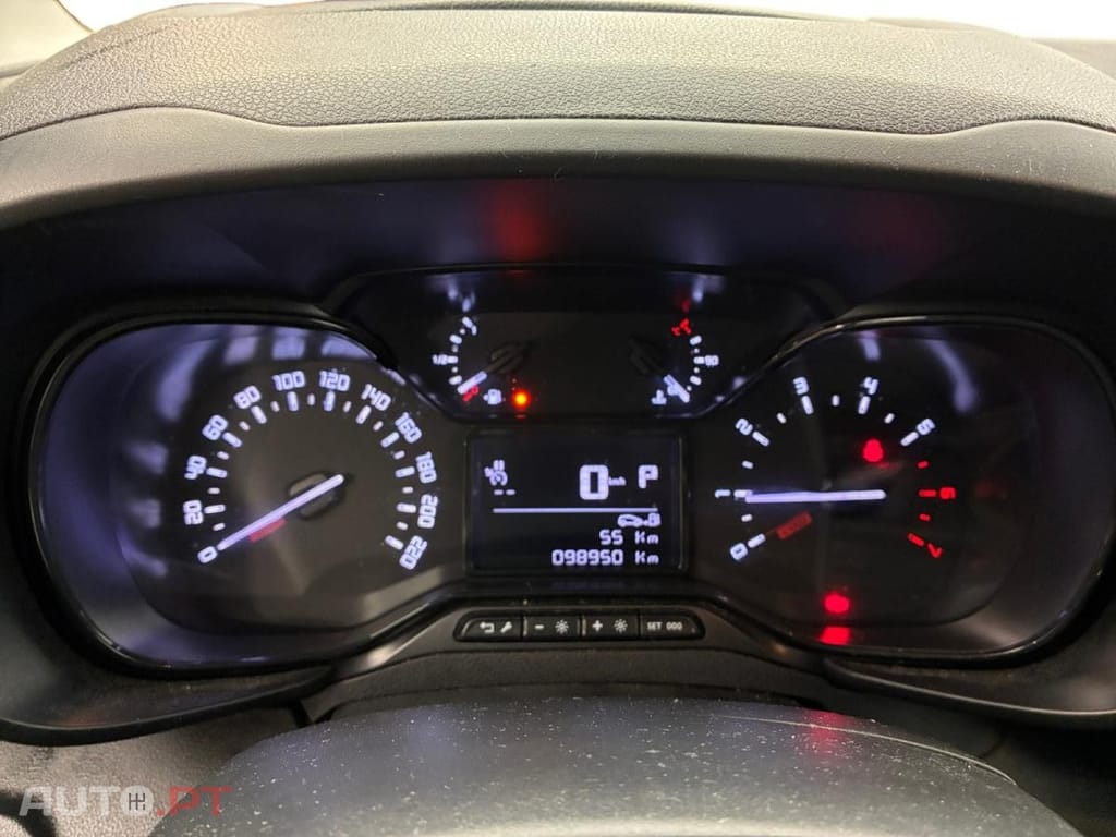 Citroen Berlingo 1.2 PureTech M Club EAT8