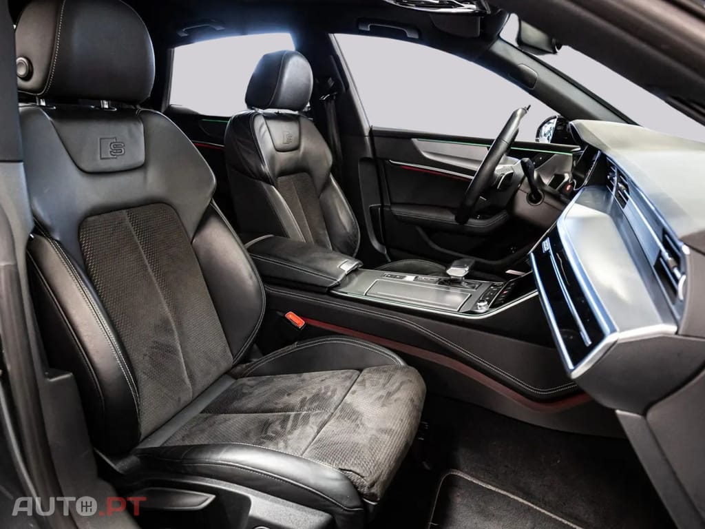 Audi A7 55TFSie 2x S LINE I.V.A DEDUTÍVEL 