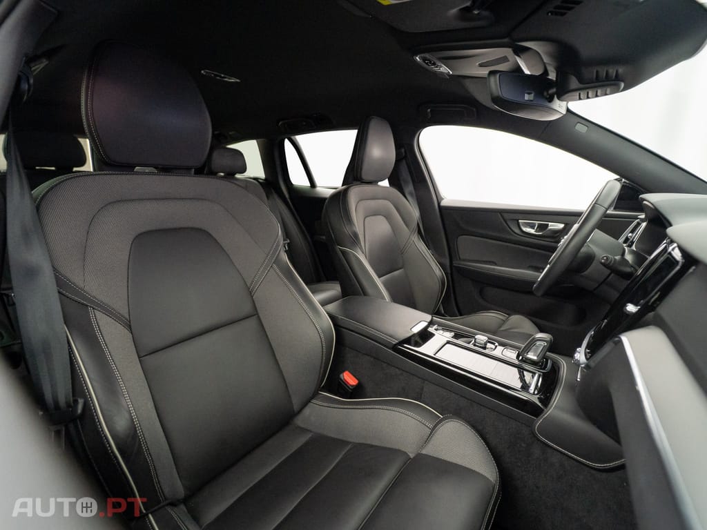 Volvo V60 2.0 T6 AWD TE R-Design
