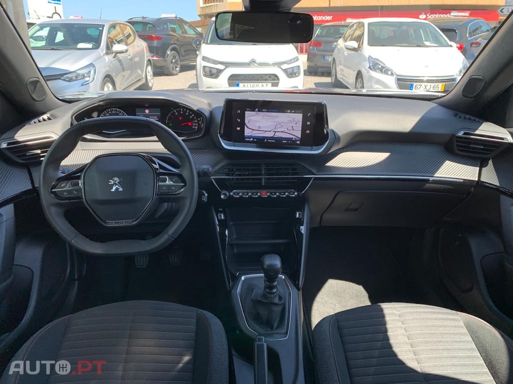 Peugeot 2008 1.2 PureTech Active