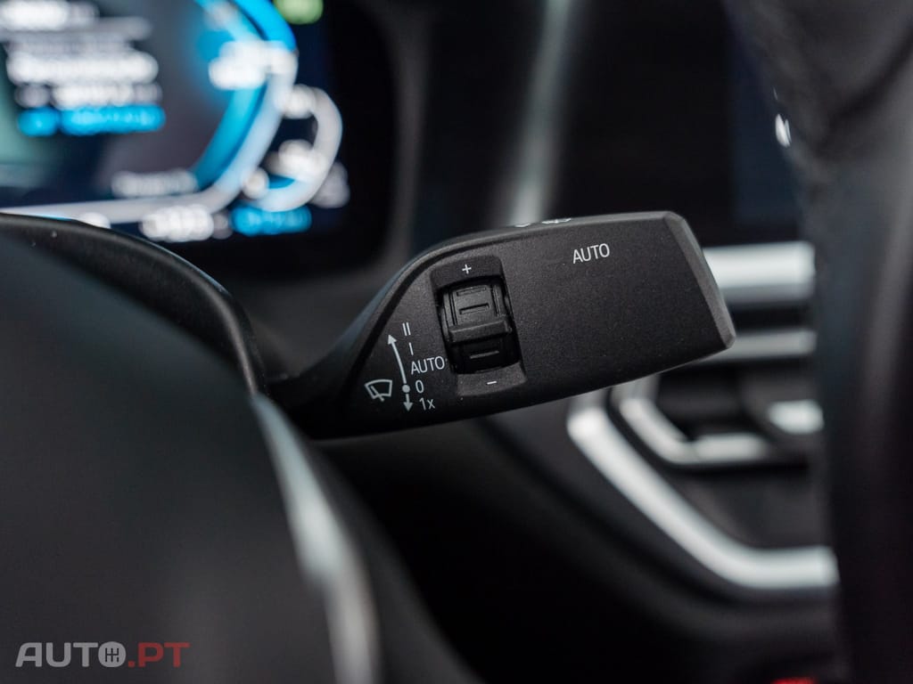 BMW 320 e Corporate Edition Auto