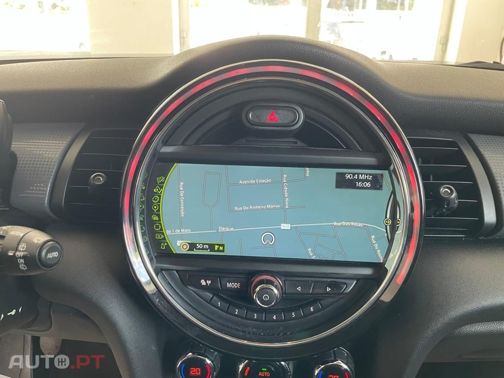 MINI Cooper Cooper D