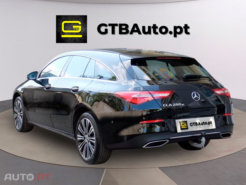 Mercedes-Benz CLA 250 e Shooting Brake Progressive I.V.A DEDUTIVEL