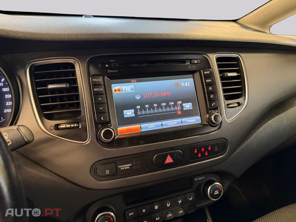 Kia Carens 1,7d 7L
