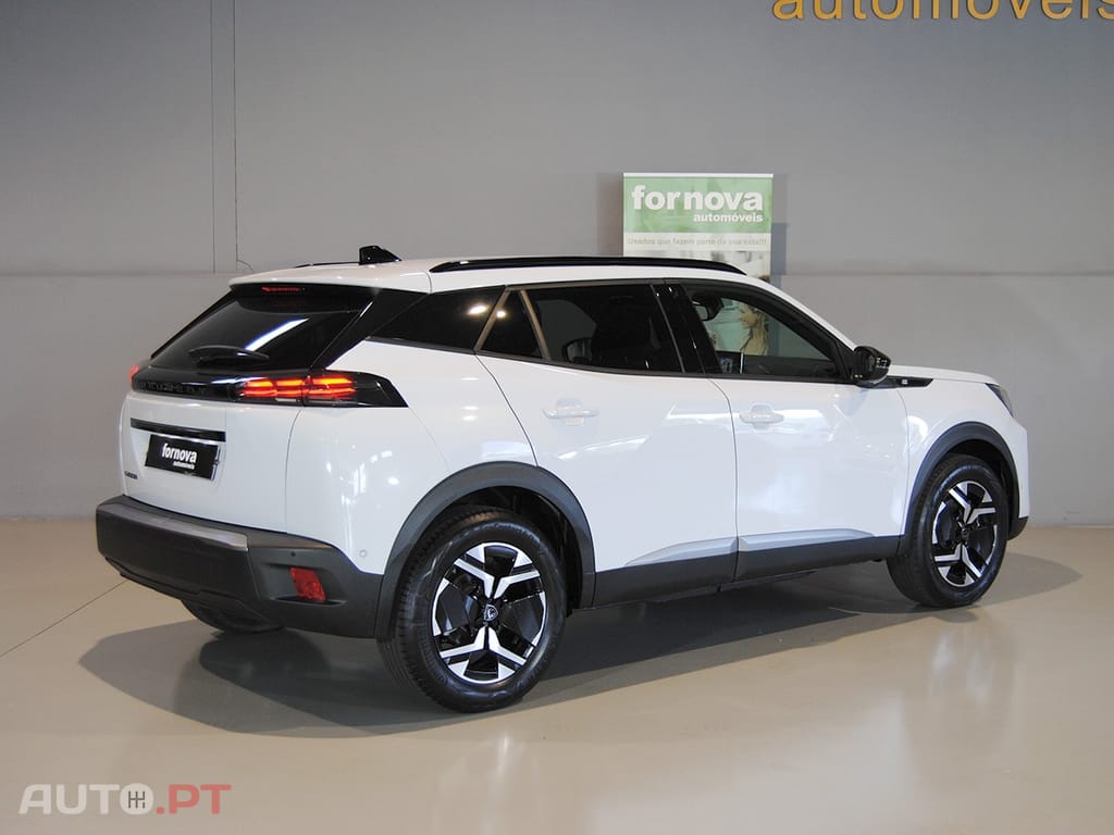 Peugeot E-2008 50 kWh Allure Pack