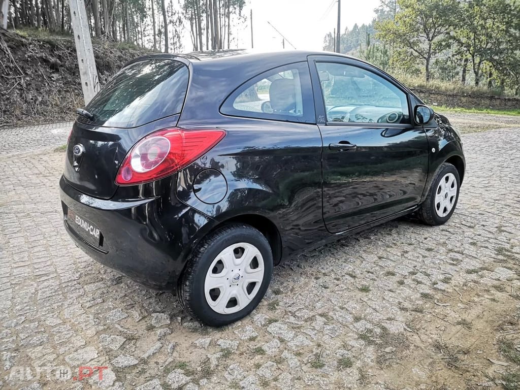 Ford KA 1.3 TDCi Titanium — fotografia 4