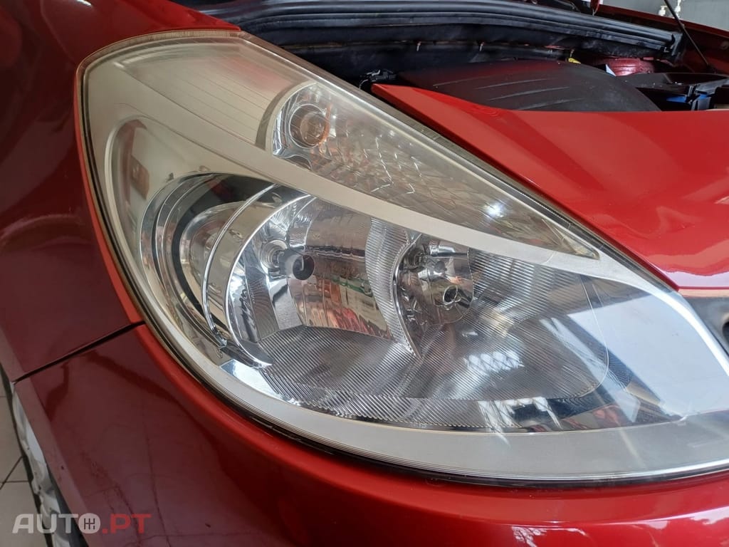 Renault Clio 1.2 16V Confort Privilège