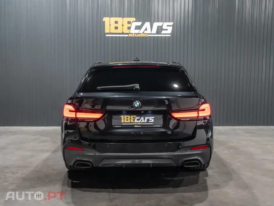 BMW 530 e Pack Desportivo M