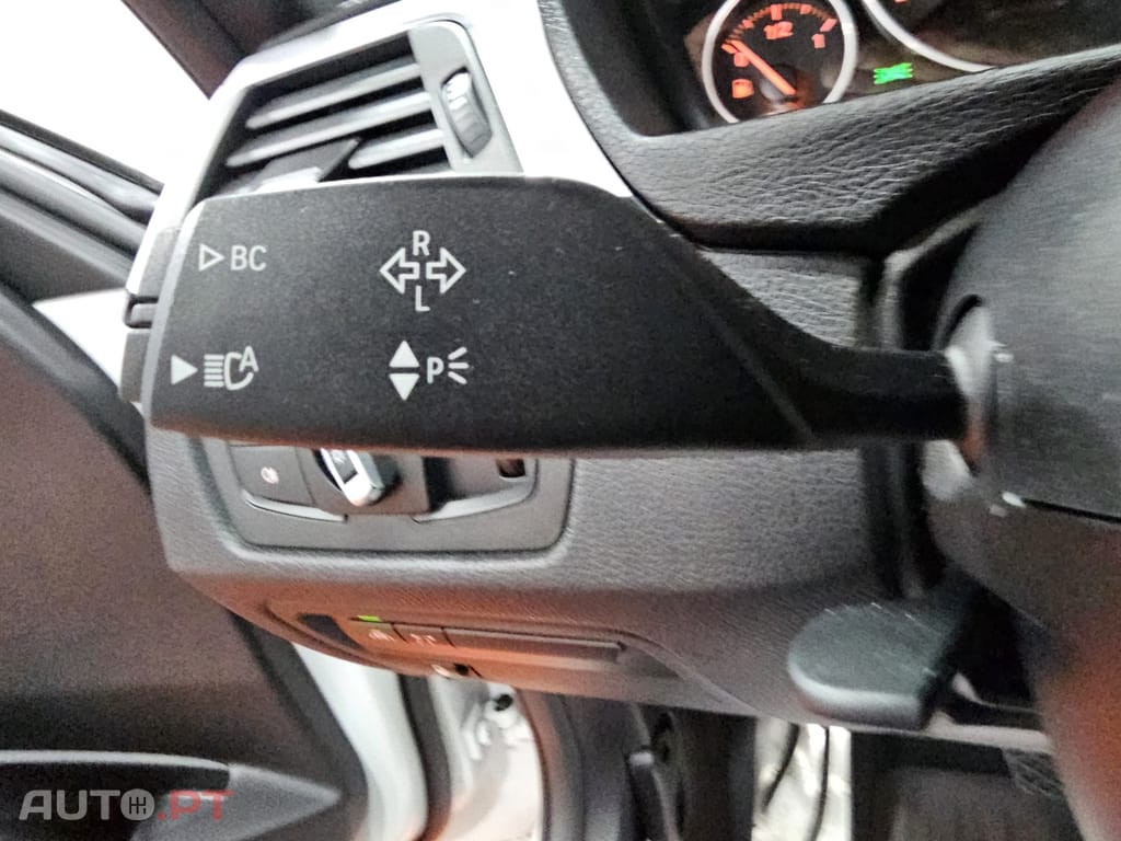 BMW 330 e iPerfomance Pack M