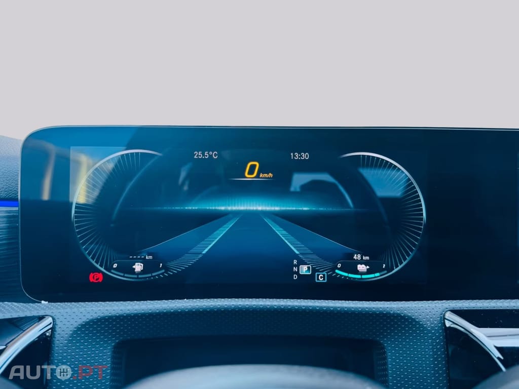 Mercedes-Benz A 250 I.V.A DEDUTIVEL AMG