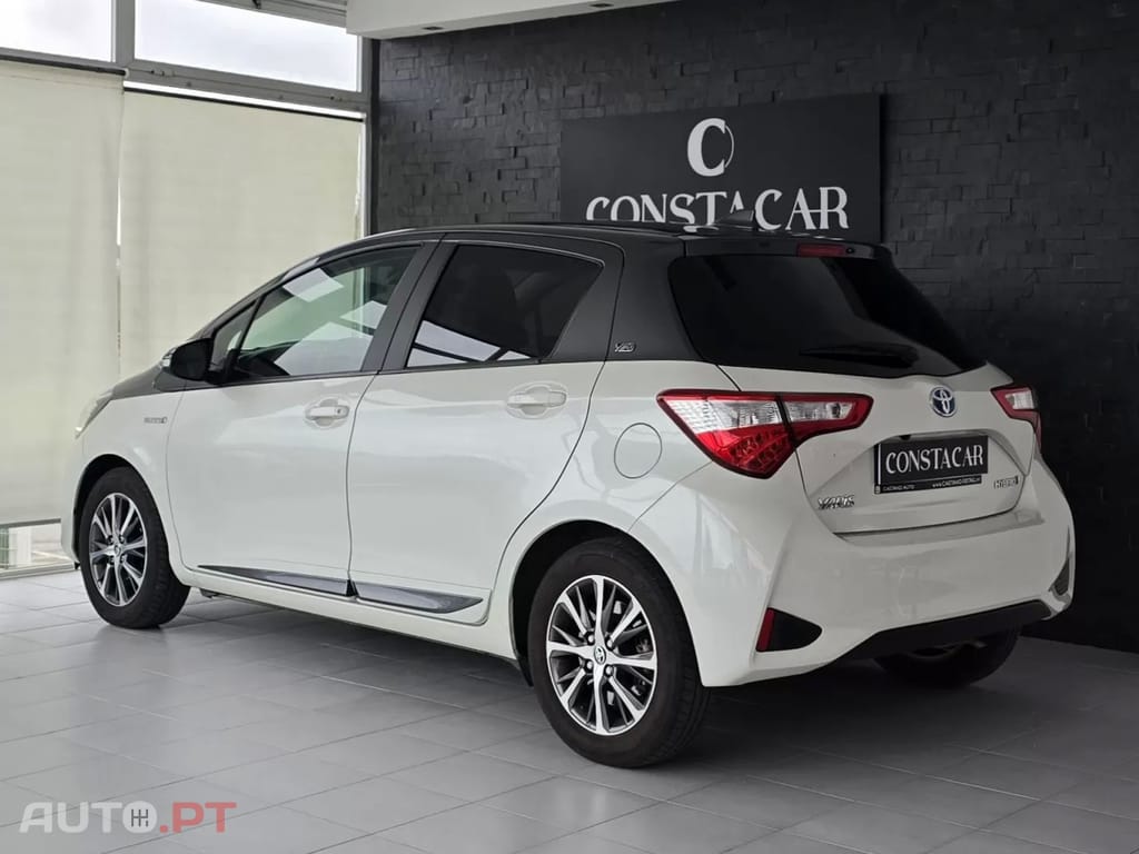 Toyota Yaris 1.5 HSD 20 Anos