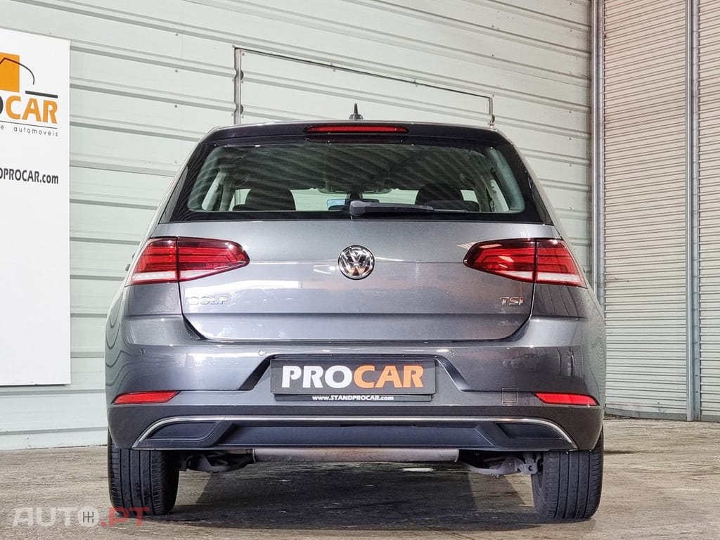 Volkswagen Golf 1.0 TSI Confortline