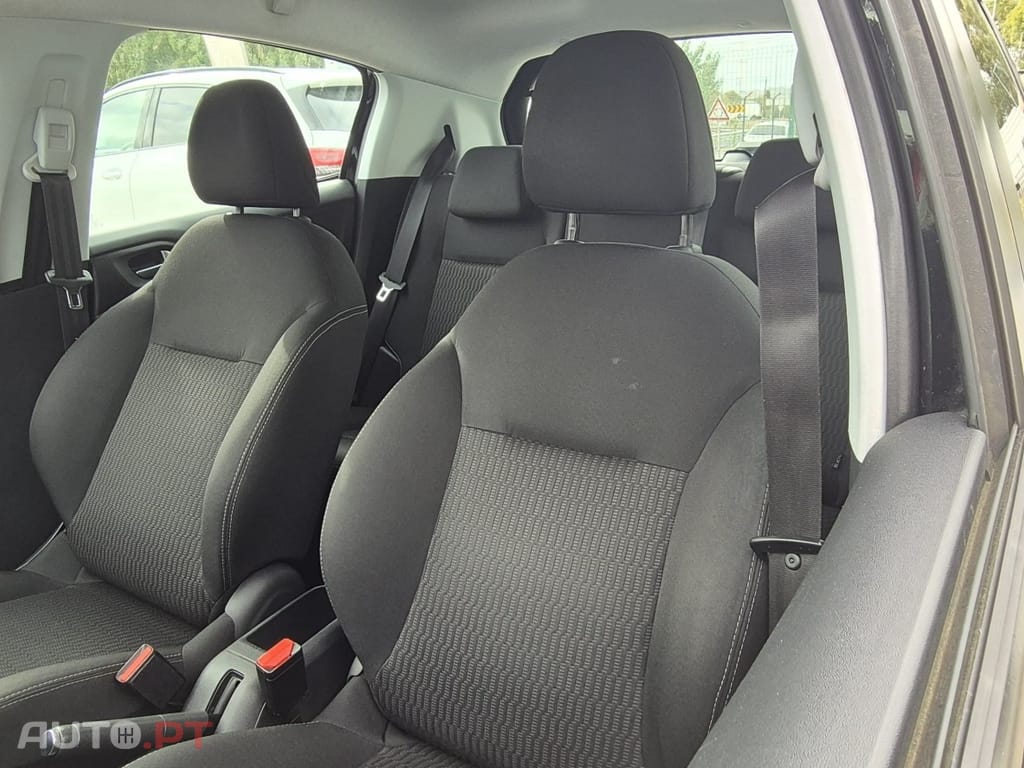 Peugeot 208 1.6 BlueHDi Active