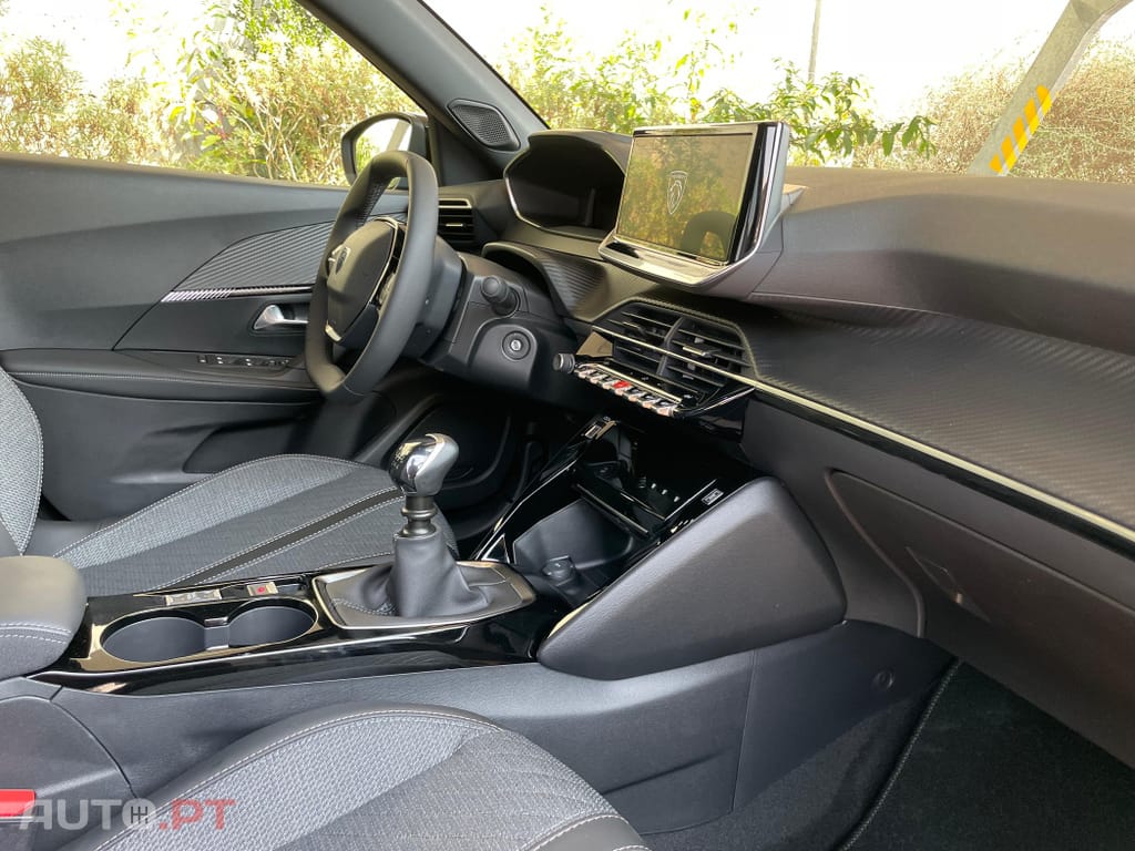 Peugeot 2008 1.2 PureTech Active Pack