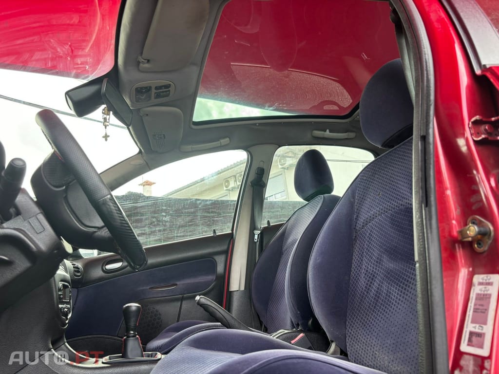 Peugeot 206 2.0 HDi XT