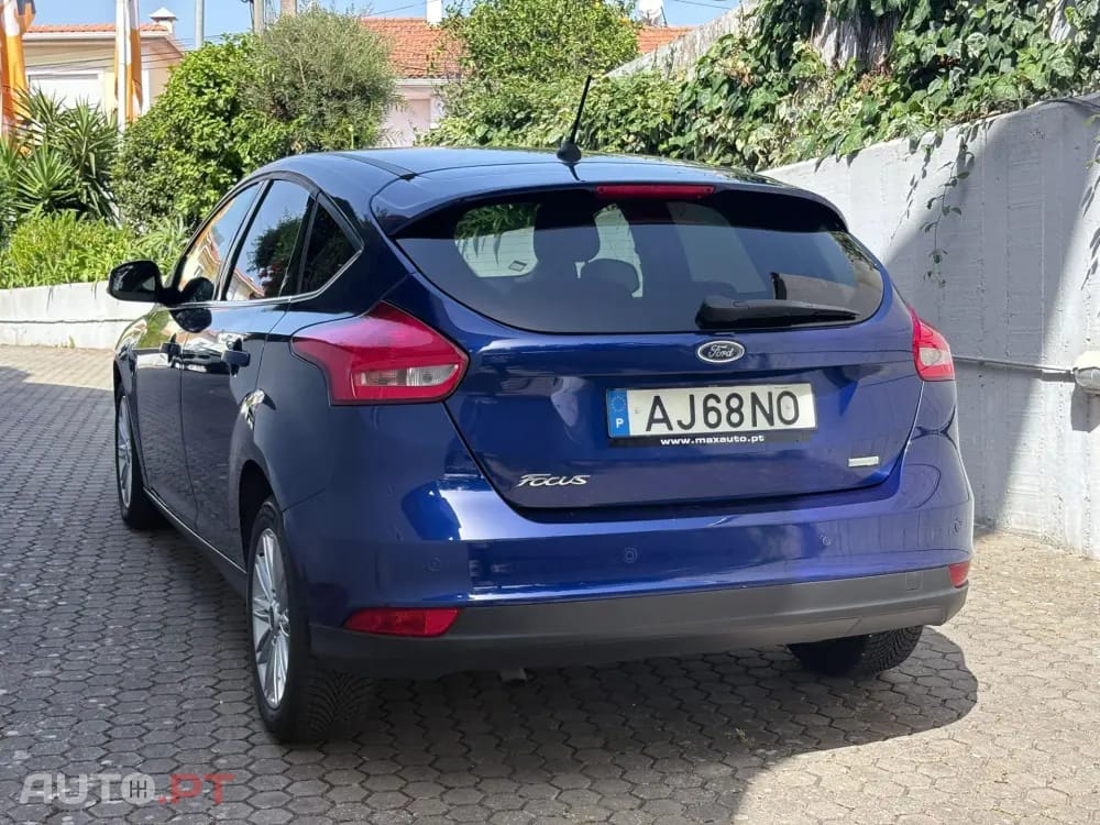 Ford Focus 1.0 EcoBoost S&S COOL&CONNECT DESIGN