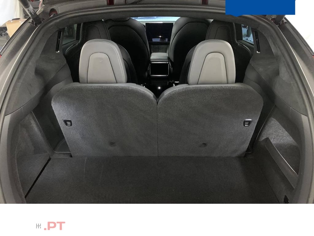 Tesla Model X Plaid AWD