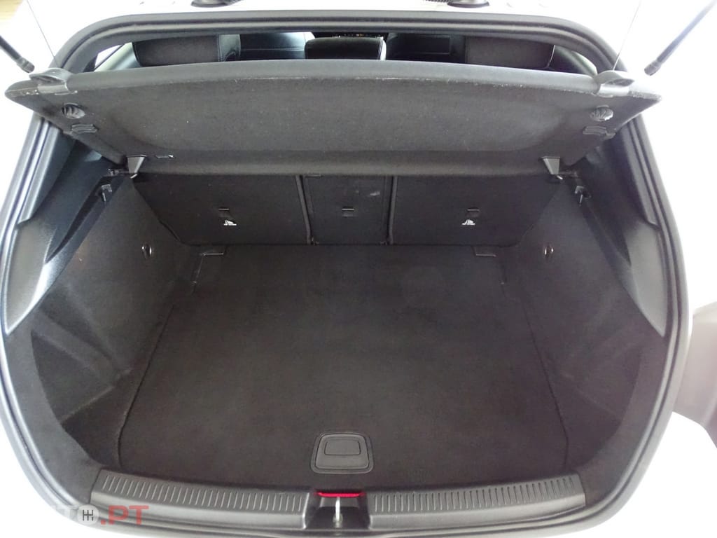 Mercedes-Benz A 180 d Style Aut. — fotografia 15