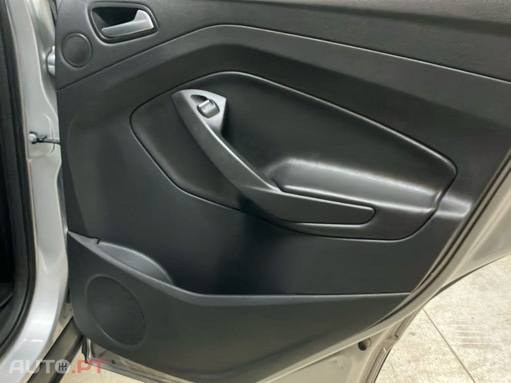 Ford Kuga 2.0 TDCi Titanium