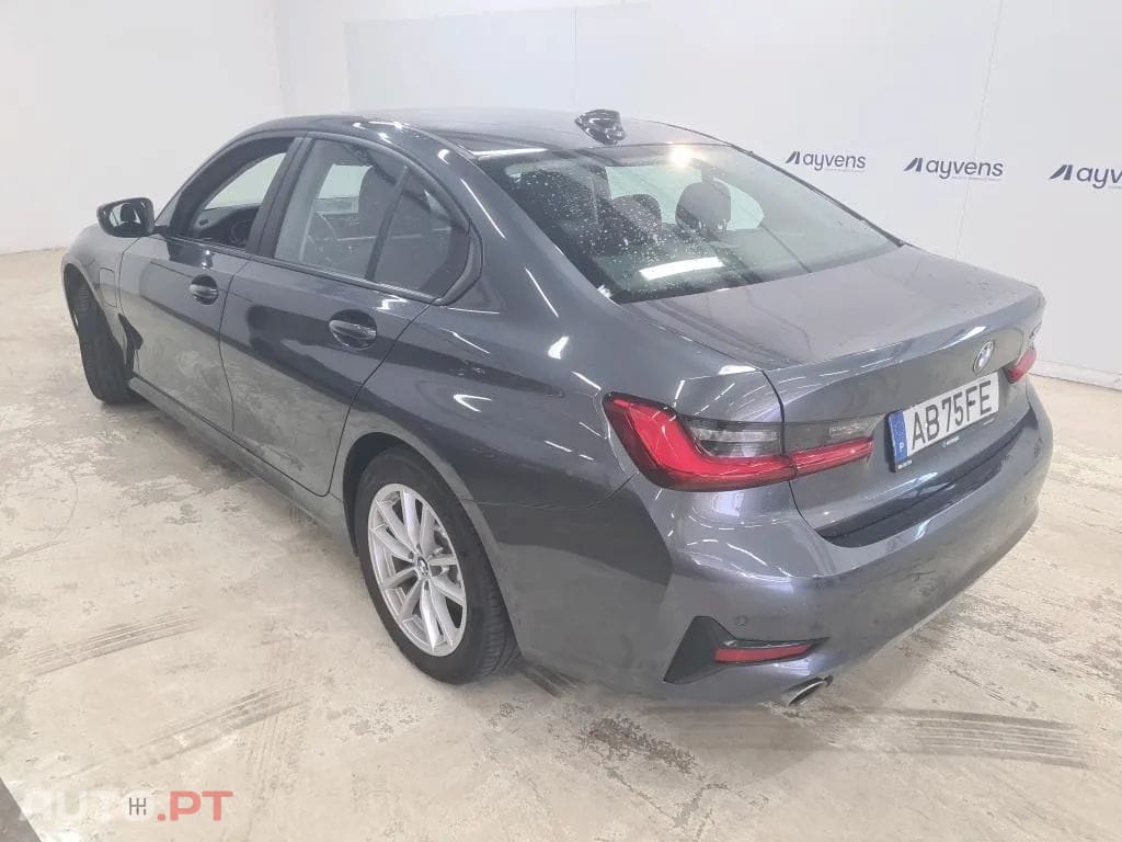 BMW 330 ND
