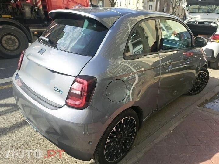 Fiat 500e 42 kWh Icon