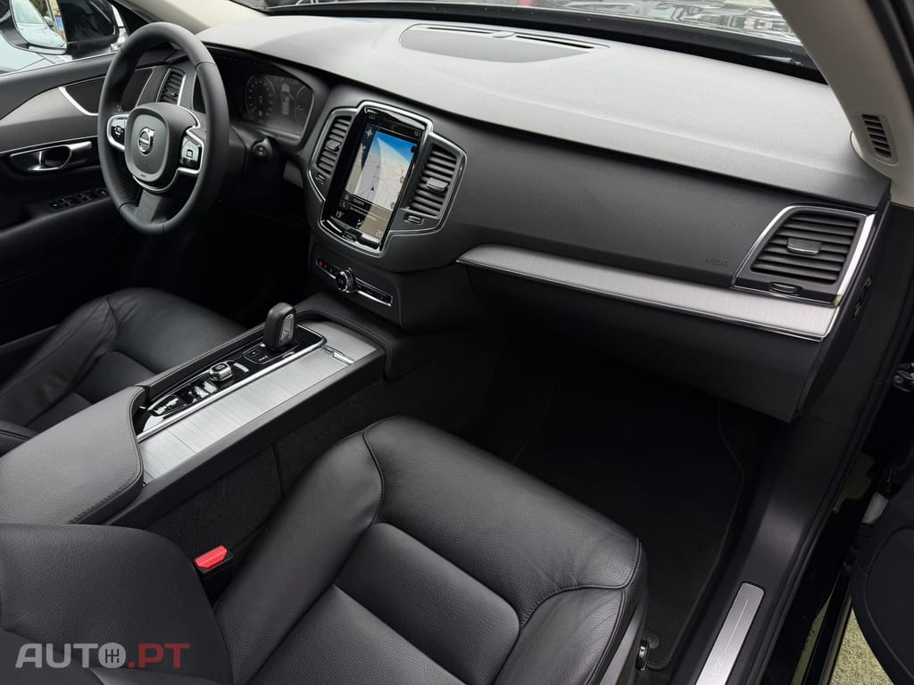 Volvo XC90 2.0 T8 PHEV Inscription Expression AWD