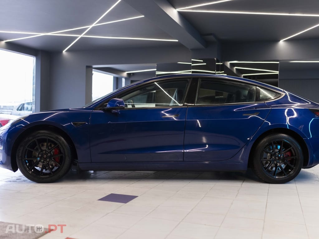 Tesla Model 3 Long Range AWD Dual Motor