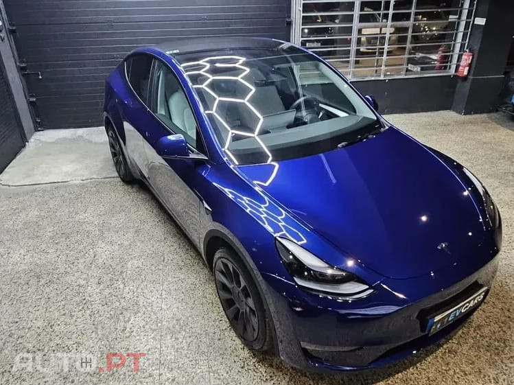 Tesla Model Y Performance Tração Integral