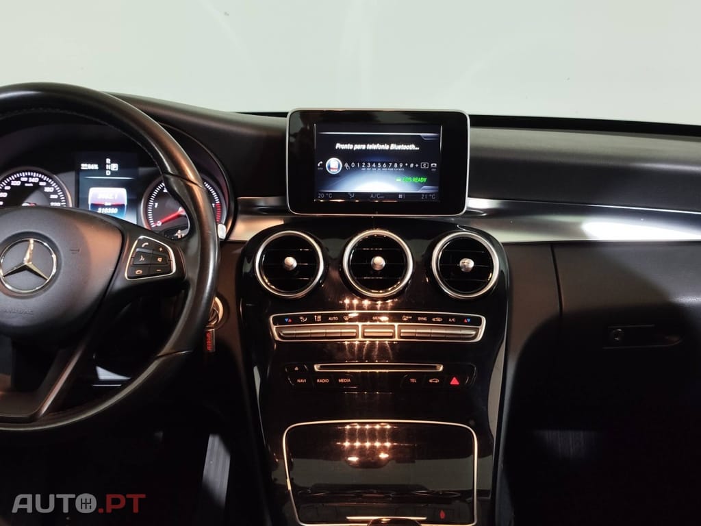 Mercedes-Benz C 300 BlueTEC Hybrid — fotografia 9