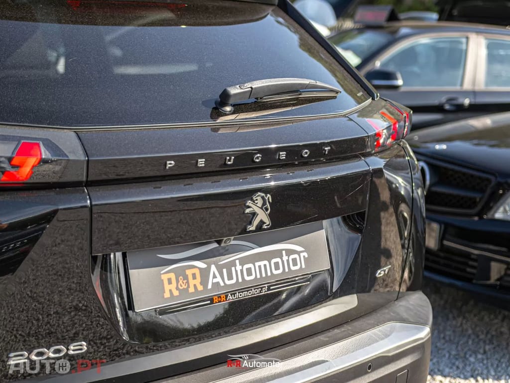 Peugeot E-2008 50 kWh GT