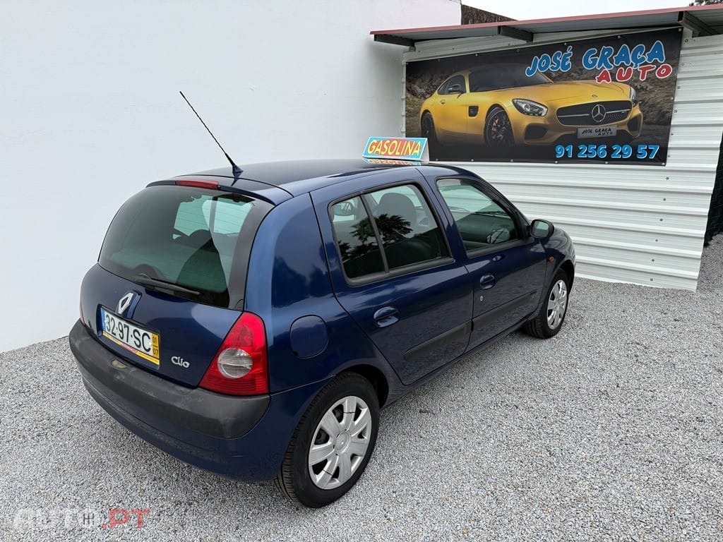 Renault Clio 1.2 16V S