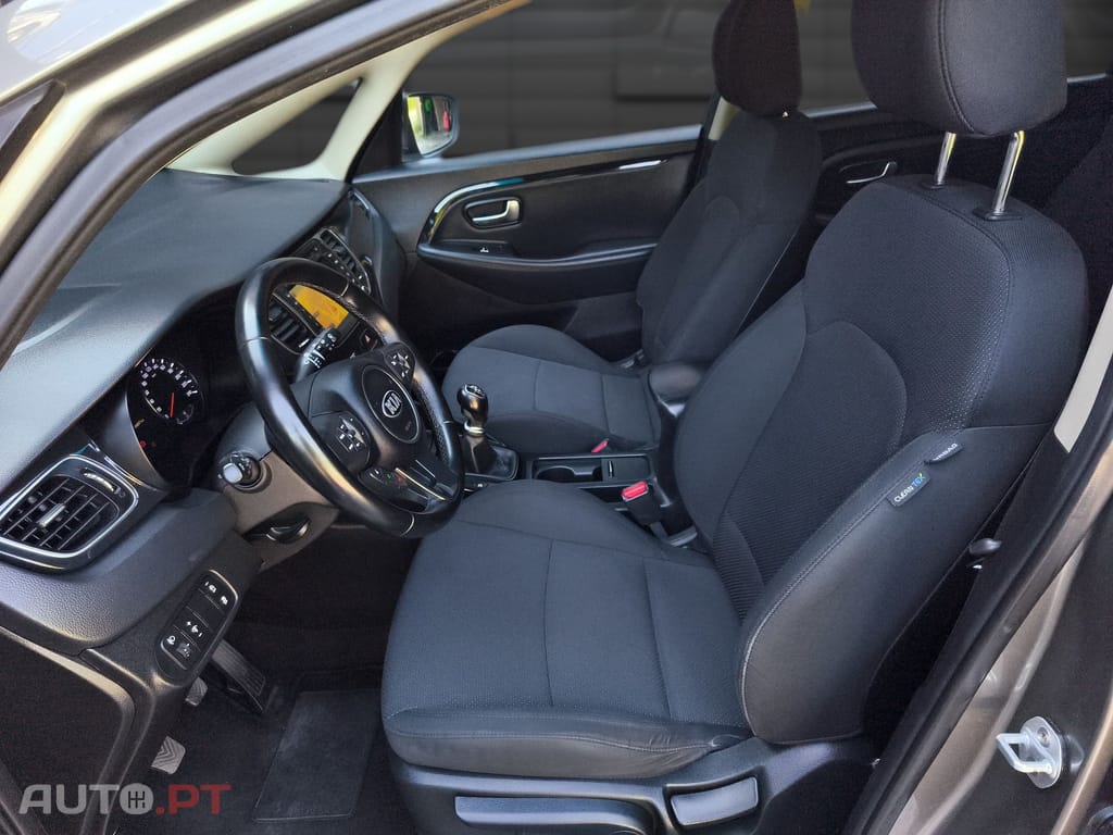 Kia Carens 1.7 CRDi ISG EX