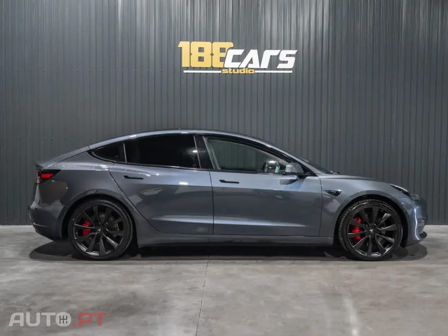 Tesla Model 3 Performance Dual Motor AWD