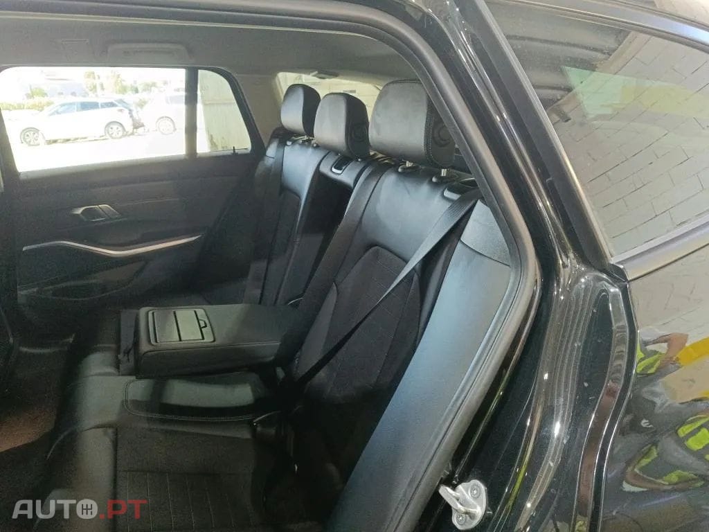 BMW 320 d Touring Auto