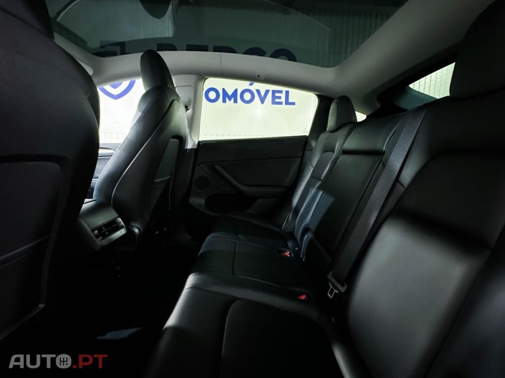 Tesla Model Y Long Range Dual Motor AWD