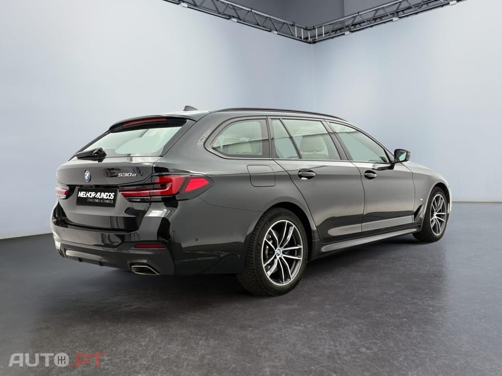 BMW 530 e Pack Desportivo M
