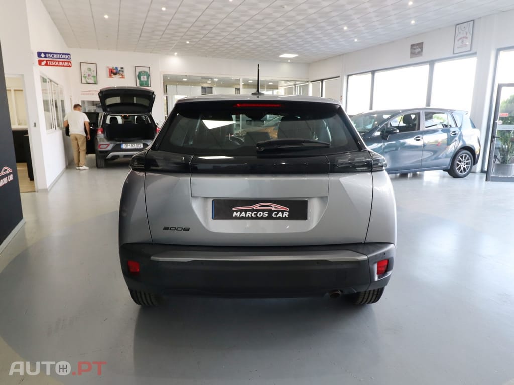 Peugeot 2008 1.2 PureTech Active