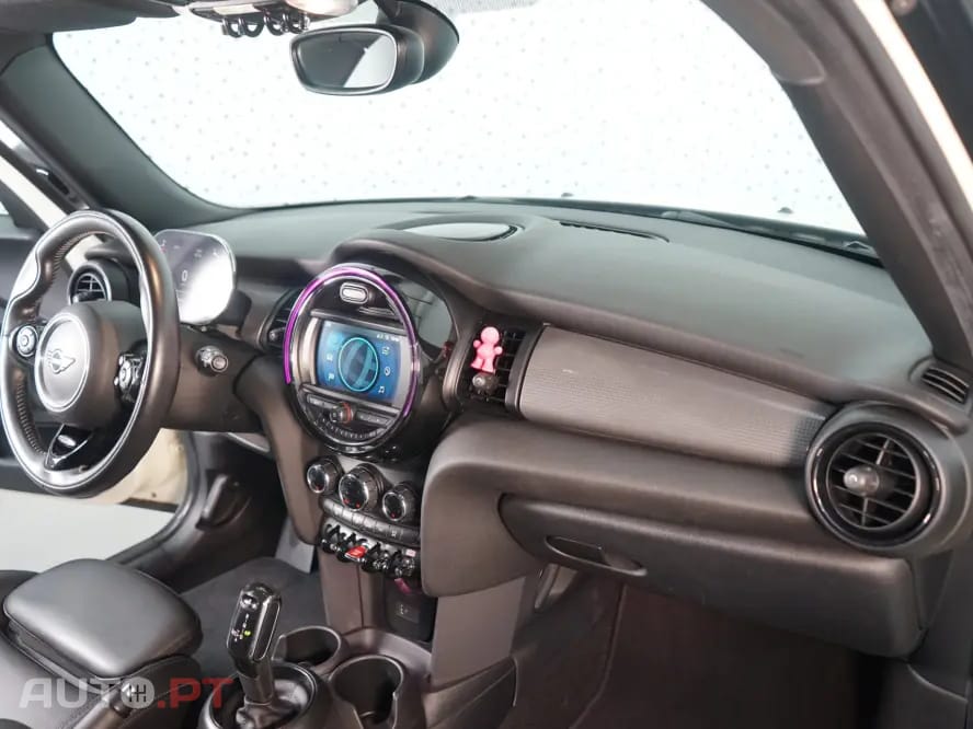 MINI Cooper Auto