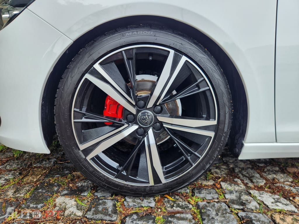 Peugeot 308 1.5 BlueHDi Business Line