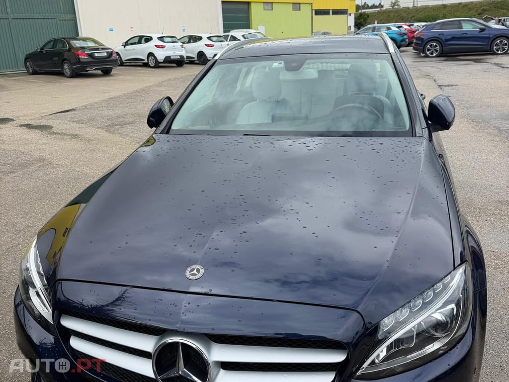 Mercedes-Benz 200 C