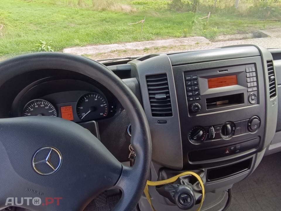 Mercedes-Benz Sprinter 313