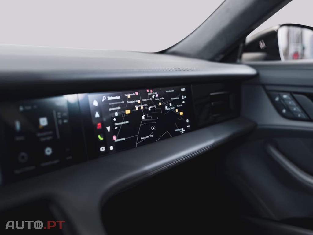 Porsche Taycan GTS 88 % I.V.A DEDUTIVEL 