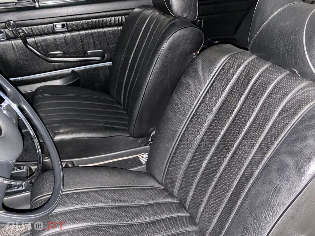 Mercedes-Benz 250 CE