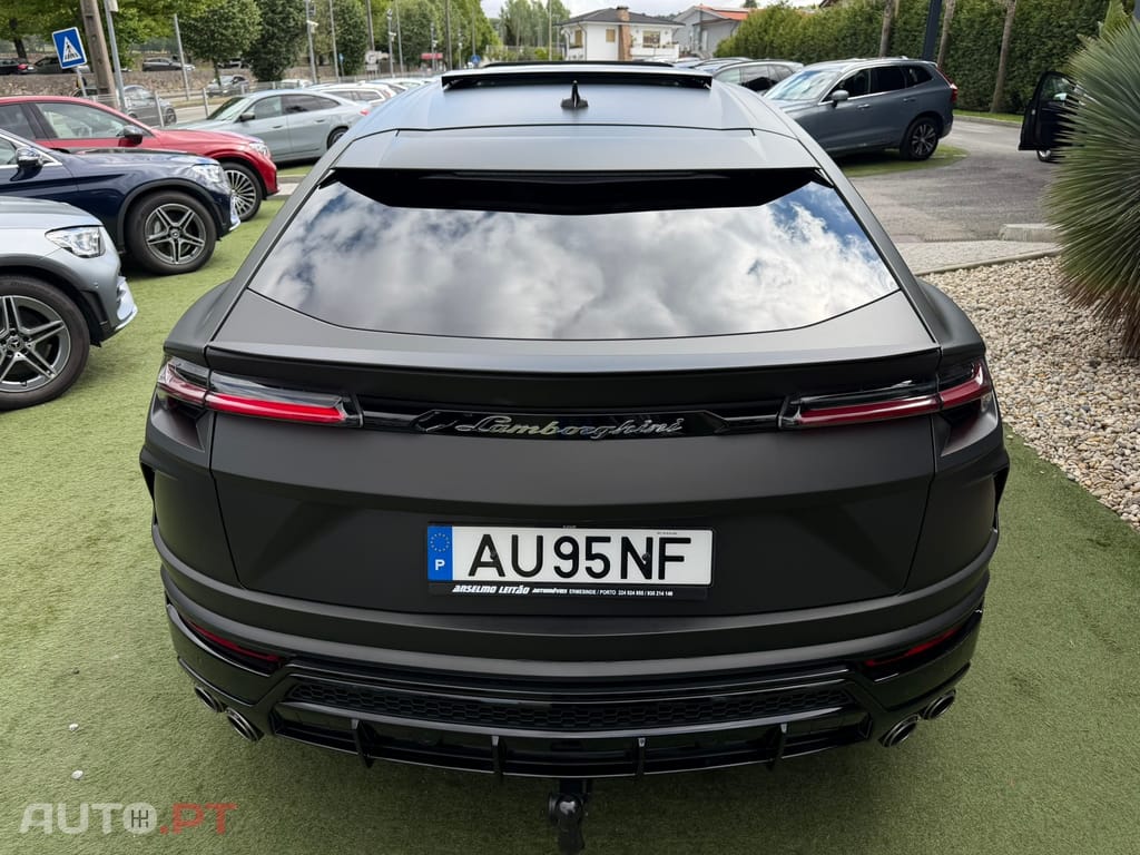 Lamborghini Urus 4.0 V8