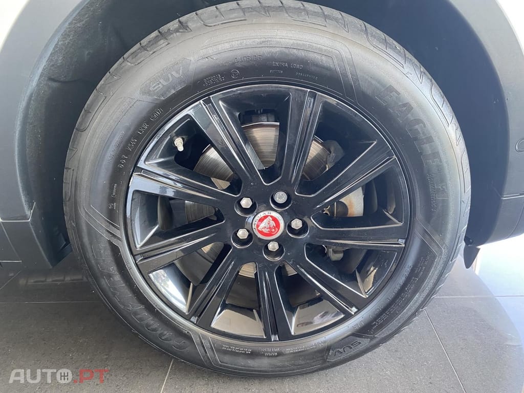 Jaguar E-Pace 2.0 i4D R-Dynamic S